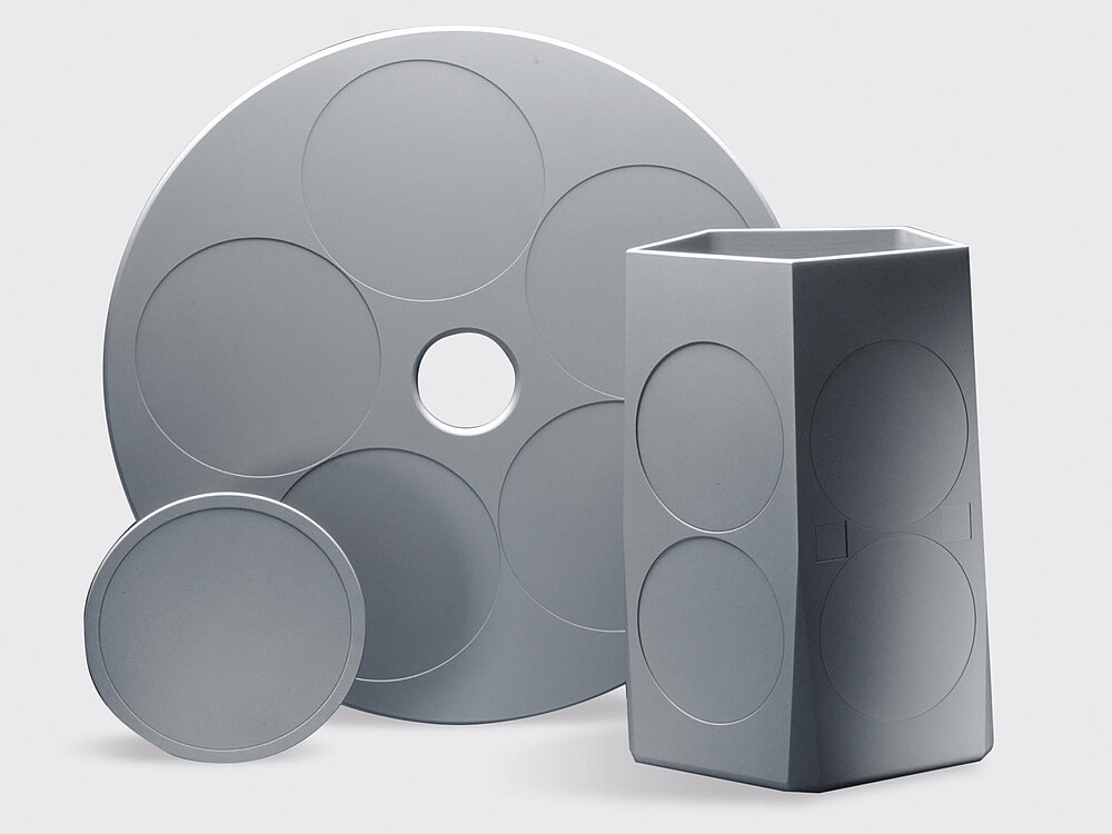 CVD-SiC:n kehitys ohutkalvopinnoitteista bulkkimateriaaleihin